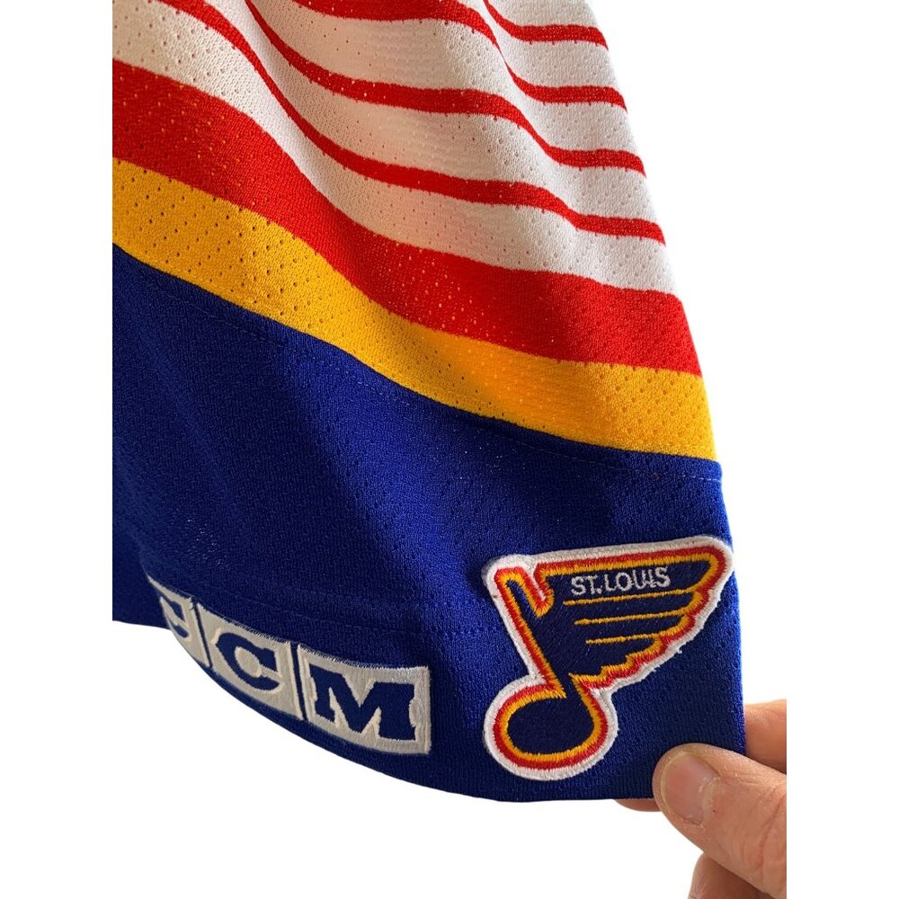 Vintage 90s CCM St. Louis Blues NHL Jersey XXL Air-Knit White Trumpet Canada - Picture 4 of 15